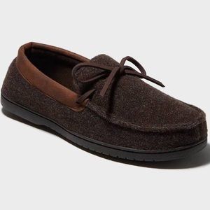 dluxe by dearfoams Men's Jacoby Moccasin Slippers - brown - size S (7/8) - new